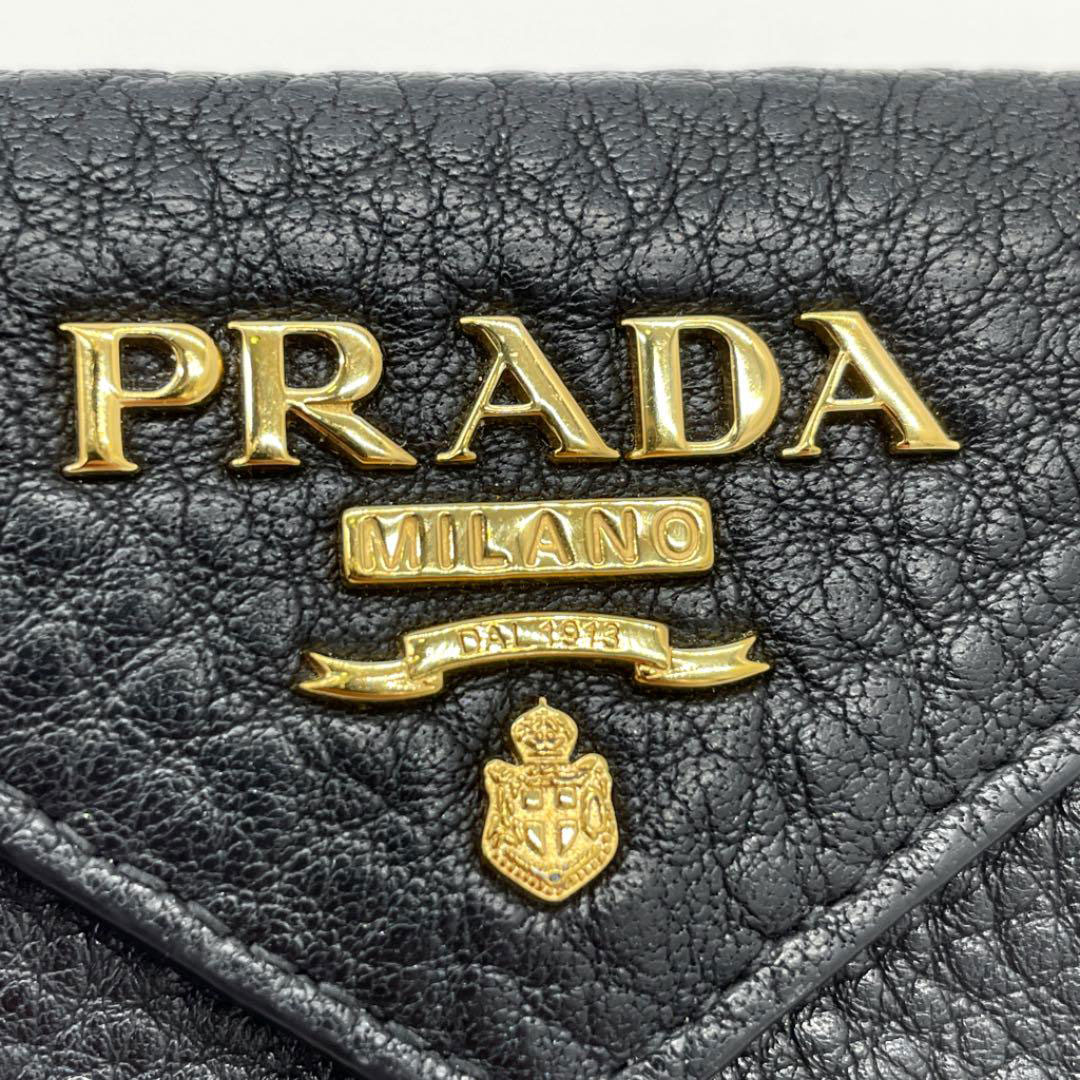 PRADA プラダ 3つ折り コンパクト財布 ミニウォレット レザー ブラック レッド 1MH021