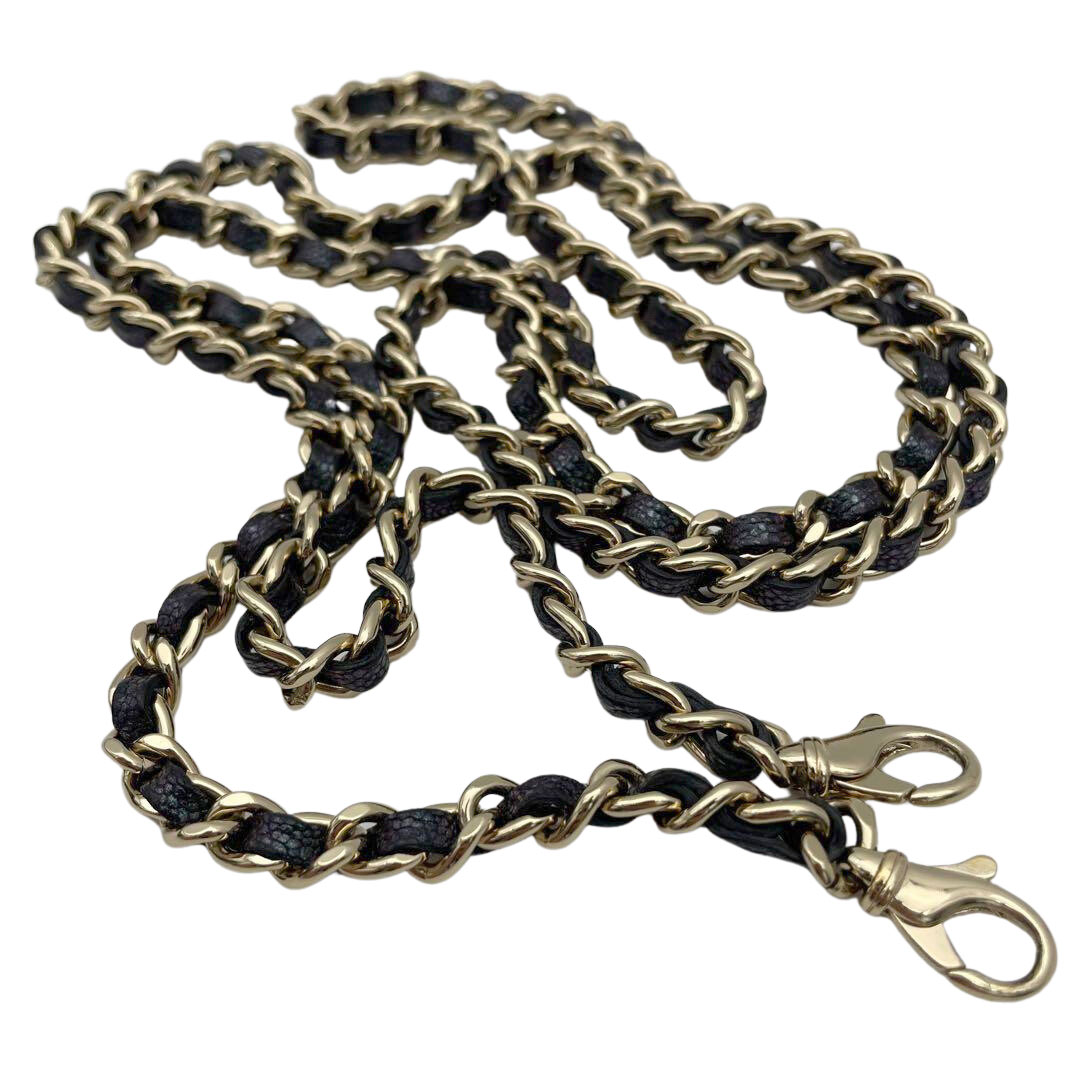 CHANEL シャネル マトラッセ 2WAYチェーンウォレット ファスナー式 ソフトキャビア ブラック 偏光(パープル/グリーン系) ゴールド金具 27番台