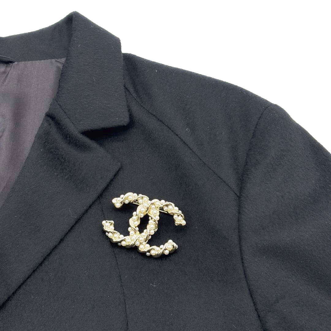 CHANEL シャネル ブローチ ココマーク ツイスト フェイクパール C25V シャンパンゴールド