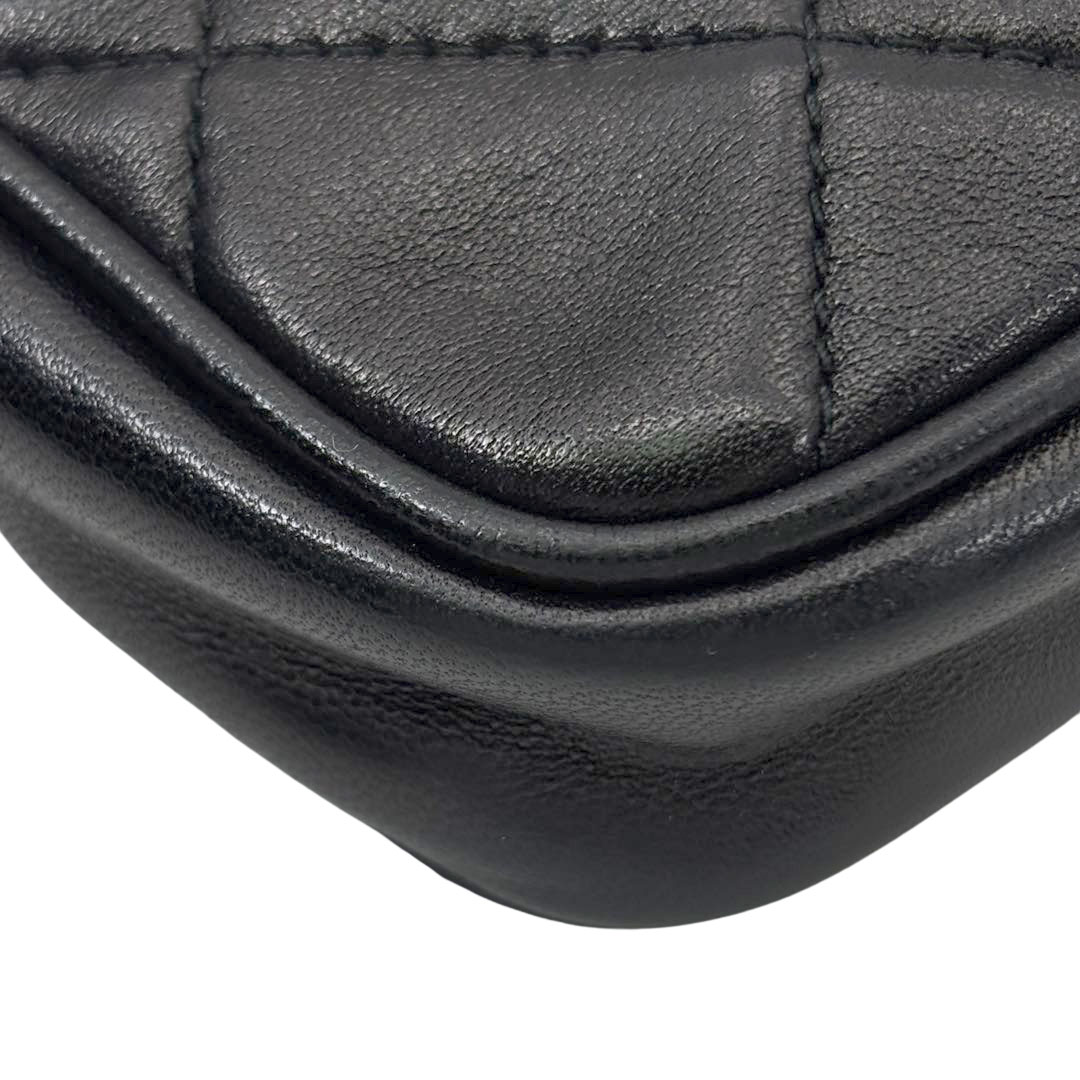 CHANEL シャネル マトラッセ ウエストバッグ ターンロック ラムスキン ブラック/ゴールド金具 3番台