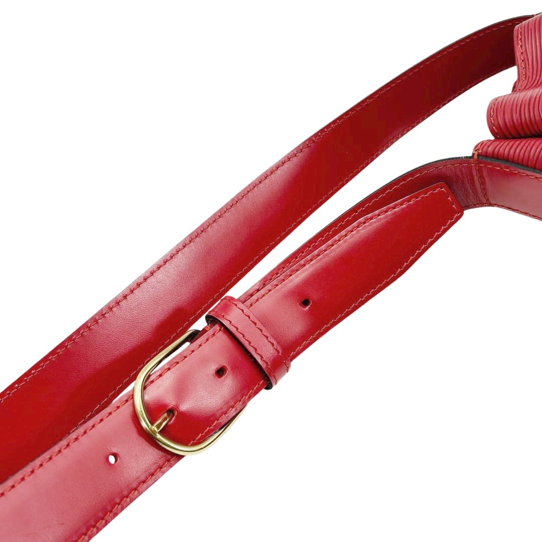 LOUIS VUITTON ルイヴィトン ショルダーバッグ サックデポールPM エピレザー カスティリアンレッド M80207