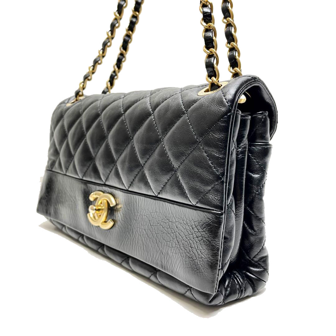 CHANEL シャネル マトラッセ チェーンショルダーバッグ ラムスキン