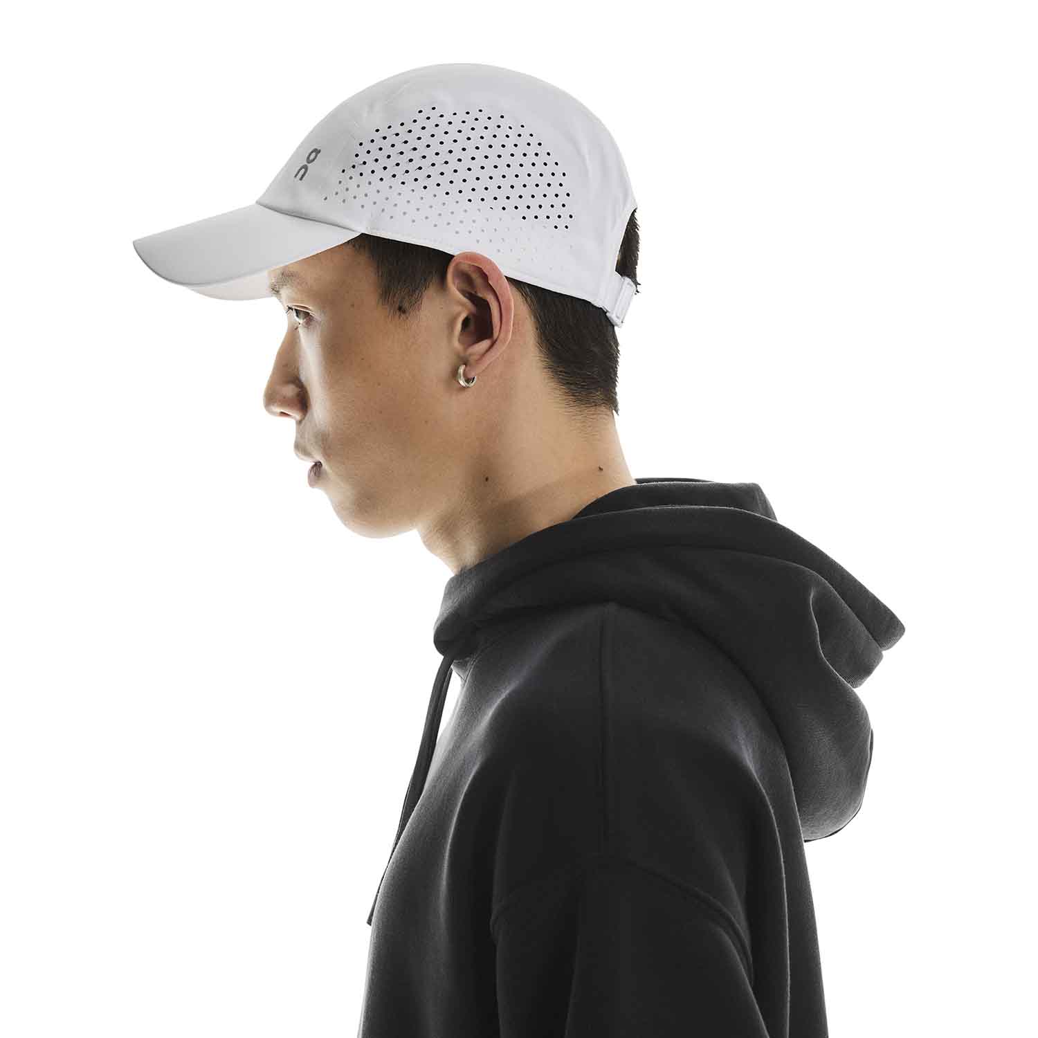 On オン Lightweight Cap ライトウェイトキャップ・ランニングキャップ