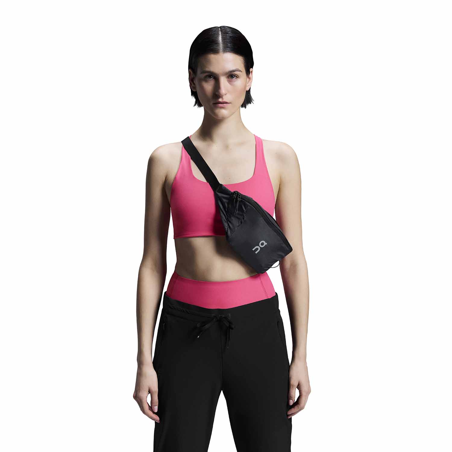 On オン Waist Pack 2L Lite ウエストパック 2L ライト Magnet マグネット
