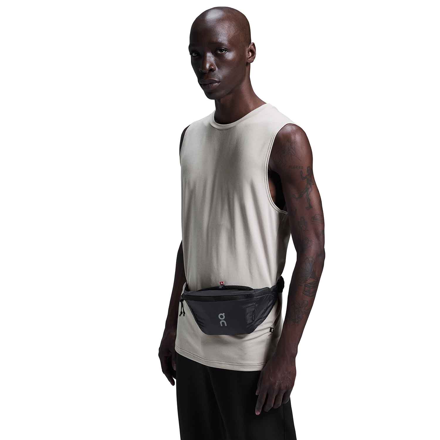 On オン Waist Pack 2L Lite ウエストパック 2L ライト Magnet マグネット