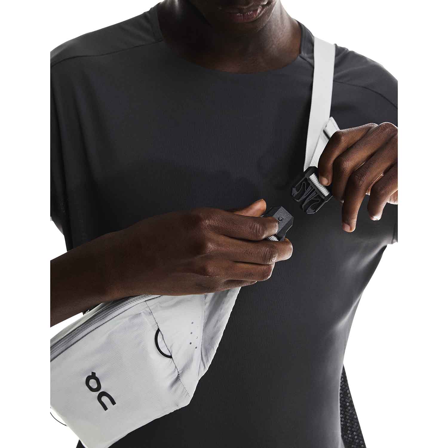 On オン Waist Pack 2L Lite ウエストパック 2L ライト Gracier グレー