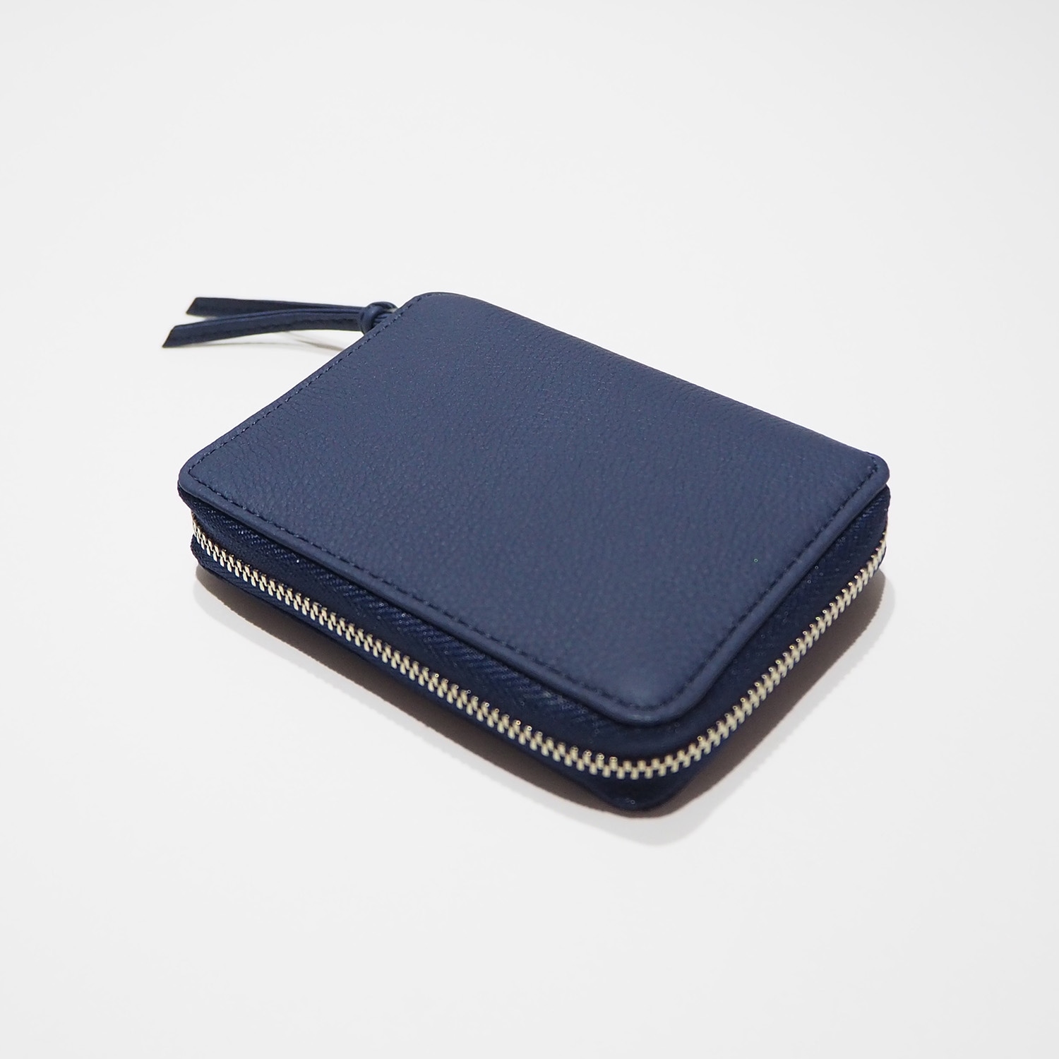 ERA. BUBBLE CALF ROUND PALM WALLET ネイビー ERA. イーラ BUBBLE CALF ROUND PALM WALLET バブルカーフラウンド