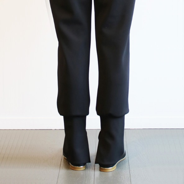 FANTASTICDAYS WOMENS ファンタスティックデイズ ウィメンズ PLIE ジャージースリットパンツ ブラック