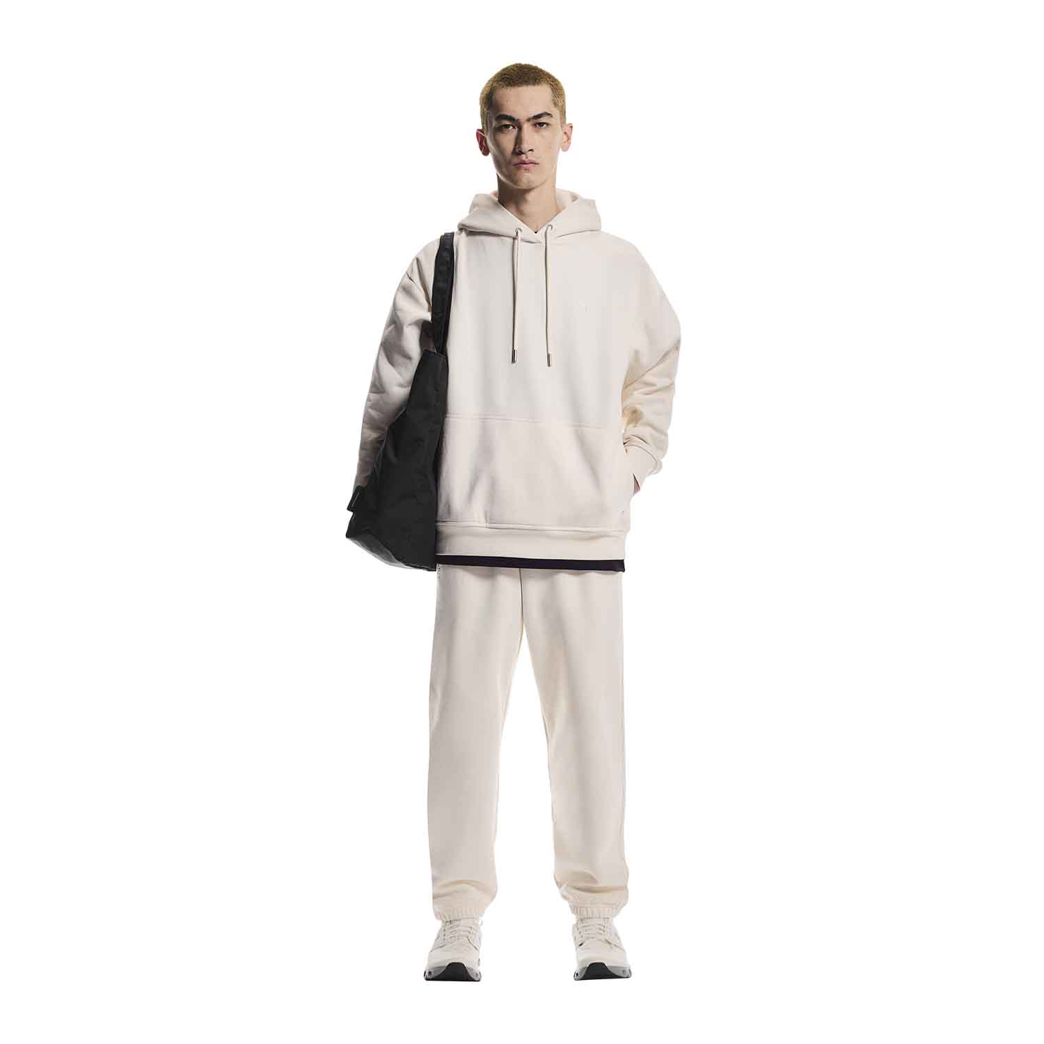 On オン Tote Pack 25L トートパック 25L Black ブラック