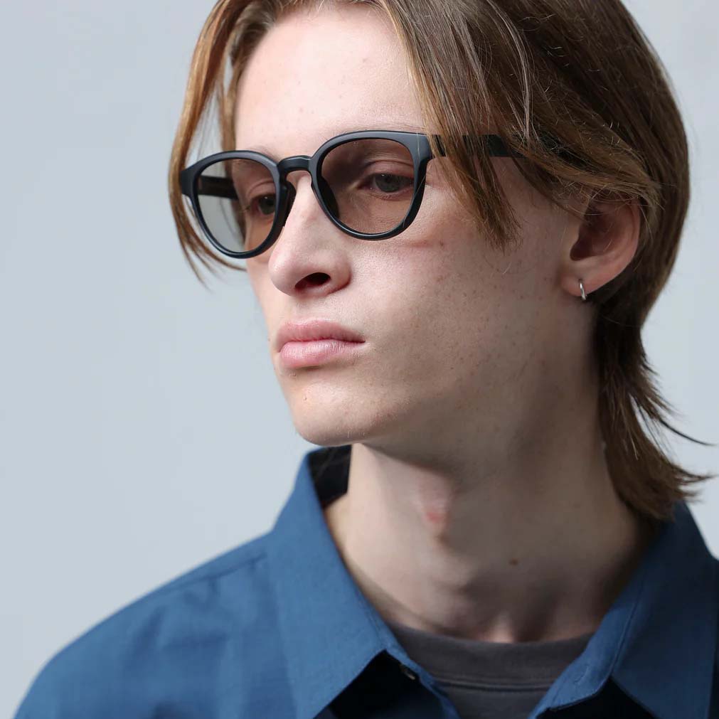 TYMER タイマー サングラス ELIOT エリオット Matte Black / Photochromic Grey Polarized (偏光調光レンズ) 