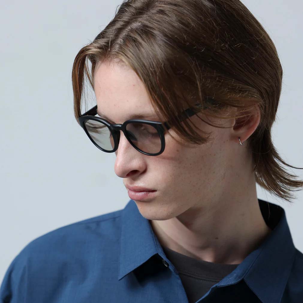 TYMER タイマー サングラス ELIOT エリオット Matte Black / Photochromic Grey Polarized (偏光調光レンズ) 