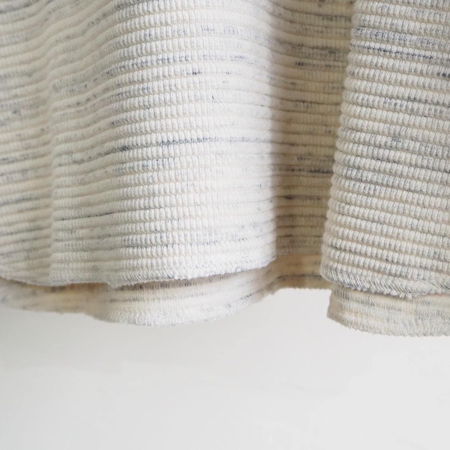 KIIT キート STRETCH WAFFLE CREW NECK ストレッチワッフルカットソー ホワイト×トップグレー