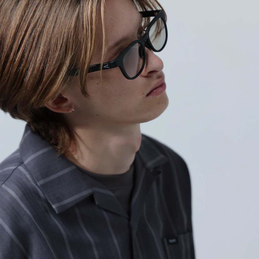 TYMER タイマー サングラス BLAKE ブレイク Matte Black / Photochromic Grey Polarized (偏光調光レンズ)