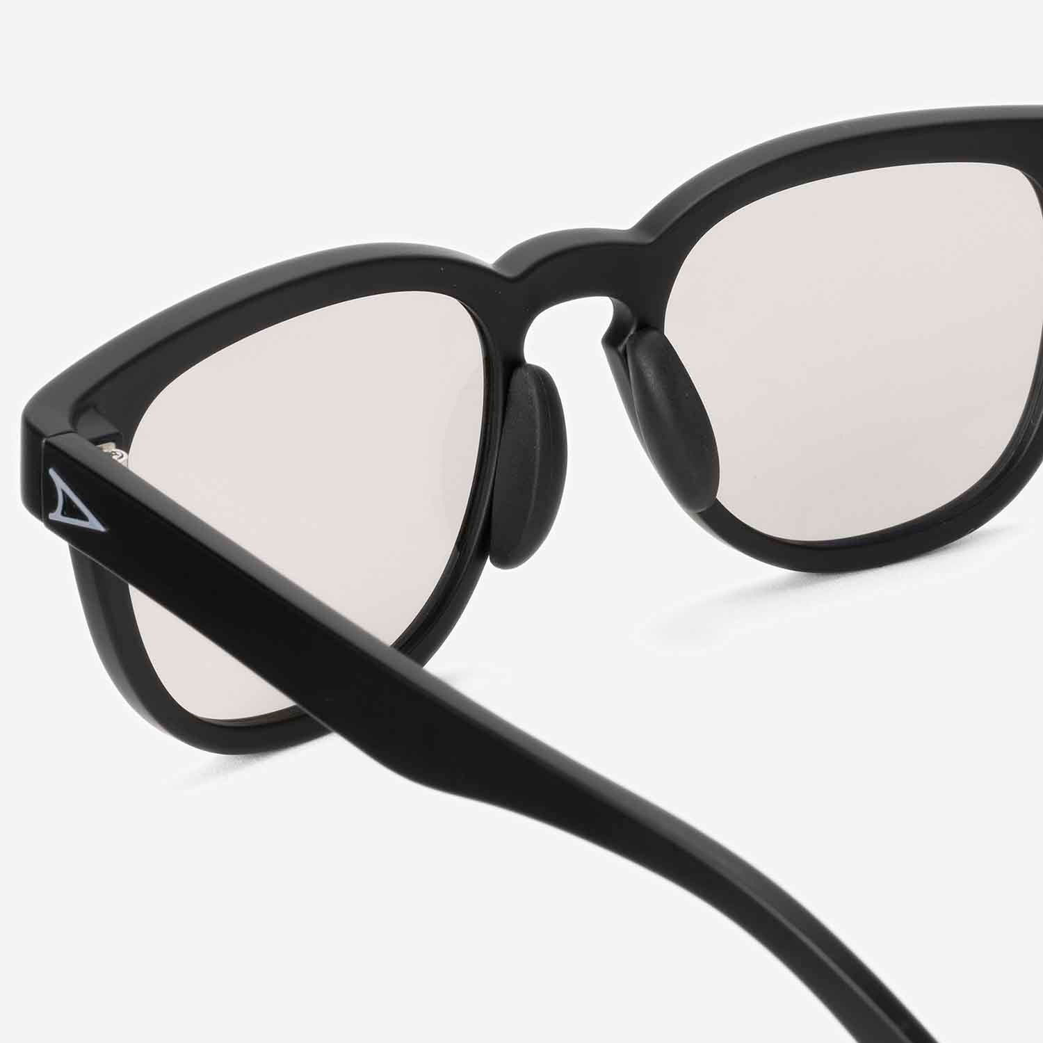 TYMER タイマー サングラス BLAKE ブレイク Matte Black / Photochromic Grey Polarized (偏光調光レンズ)
