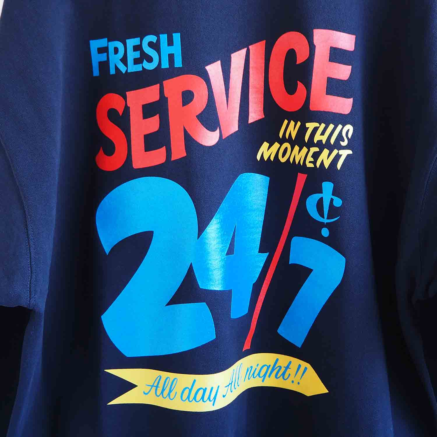 FreshService フレッシュサービス CORPORATE PRINTED CREW NECK SWEAT All Day All Night コーポレートプリントクルーネックスウェット NAVY ネイビー