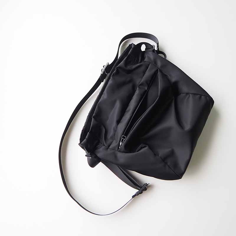 LEAF LINE spring shoulder No.1 ナイロンショルダーバッグ (small) ブラック