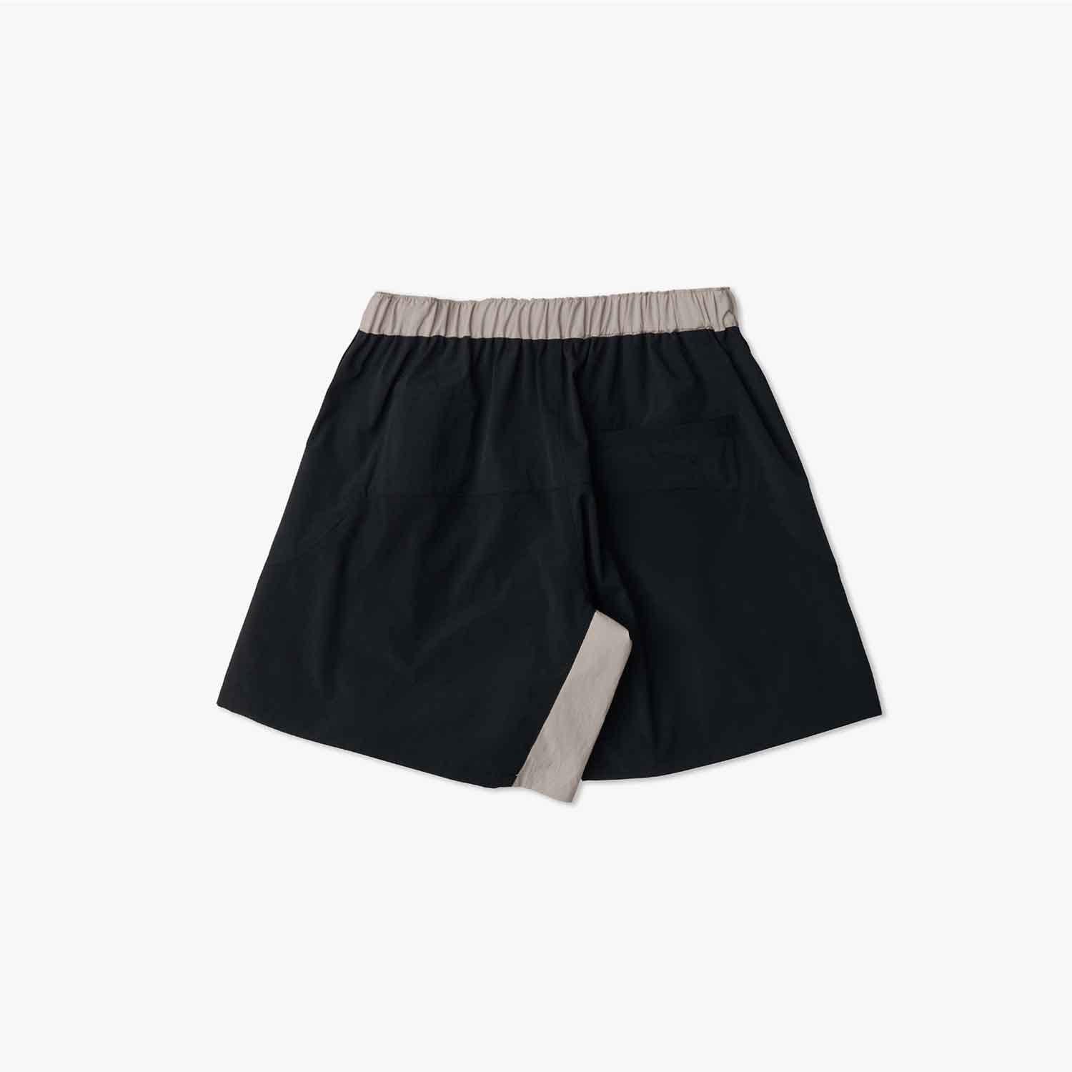 UNTRACE アントレース _159 レジャーショーツ BLACK