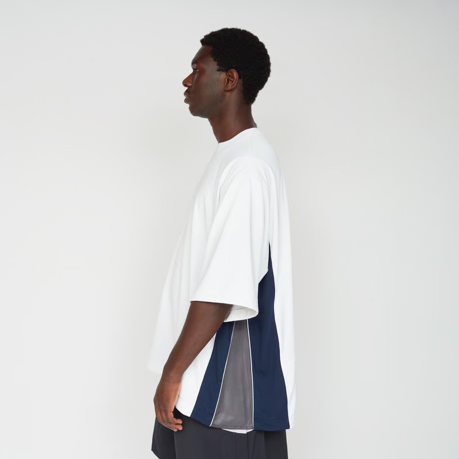 untrace アントレース ゲームシャツ サイズ1 ダークネイビー tシャツ 希少美品】UNTRACE SKETCH アントレース Tシャツ 左ききのエレン