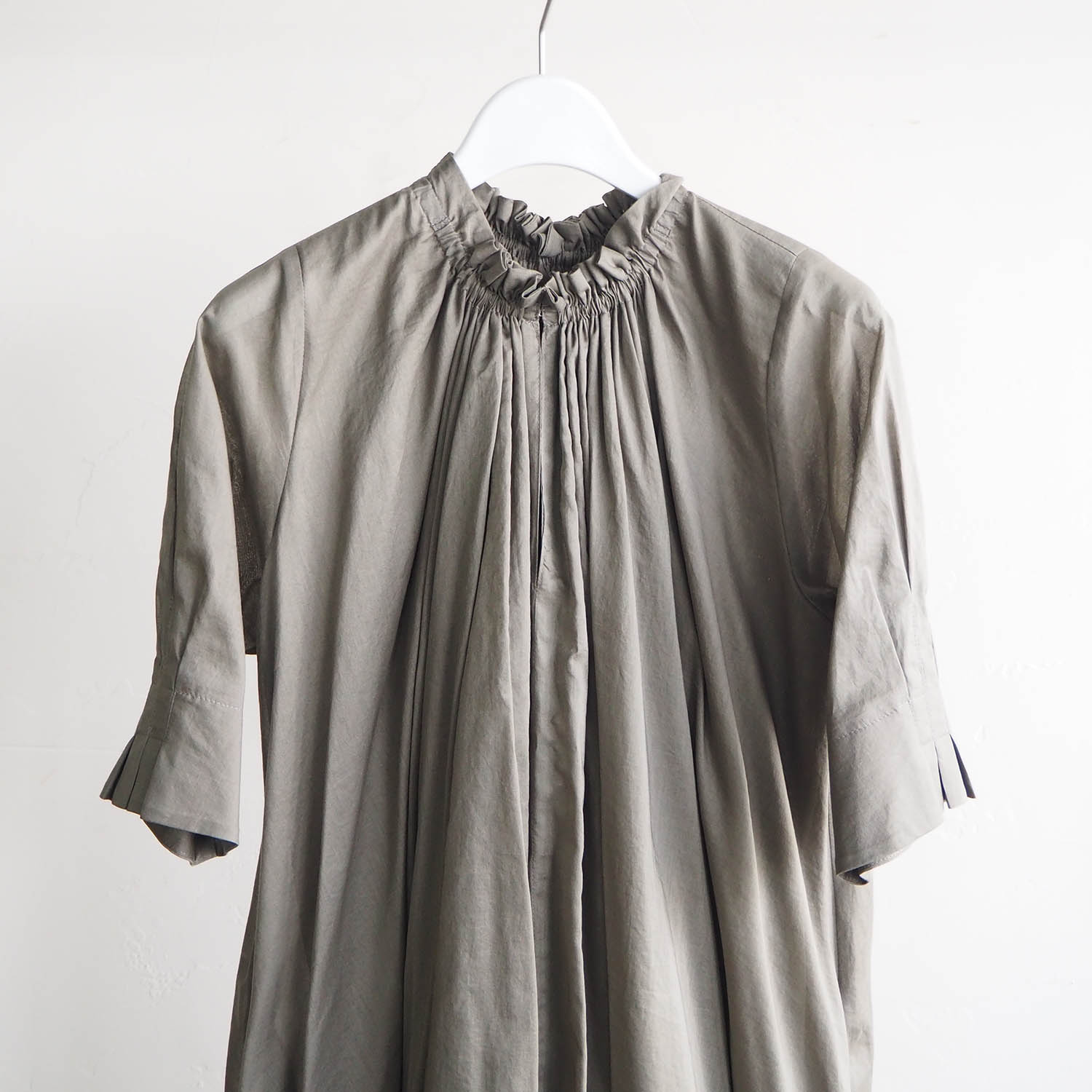NEPLA. WOMENS ネプラ ウィメンズ GATHER ONE PIECE ギャザーワンピース カーキ