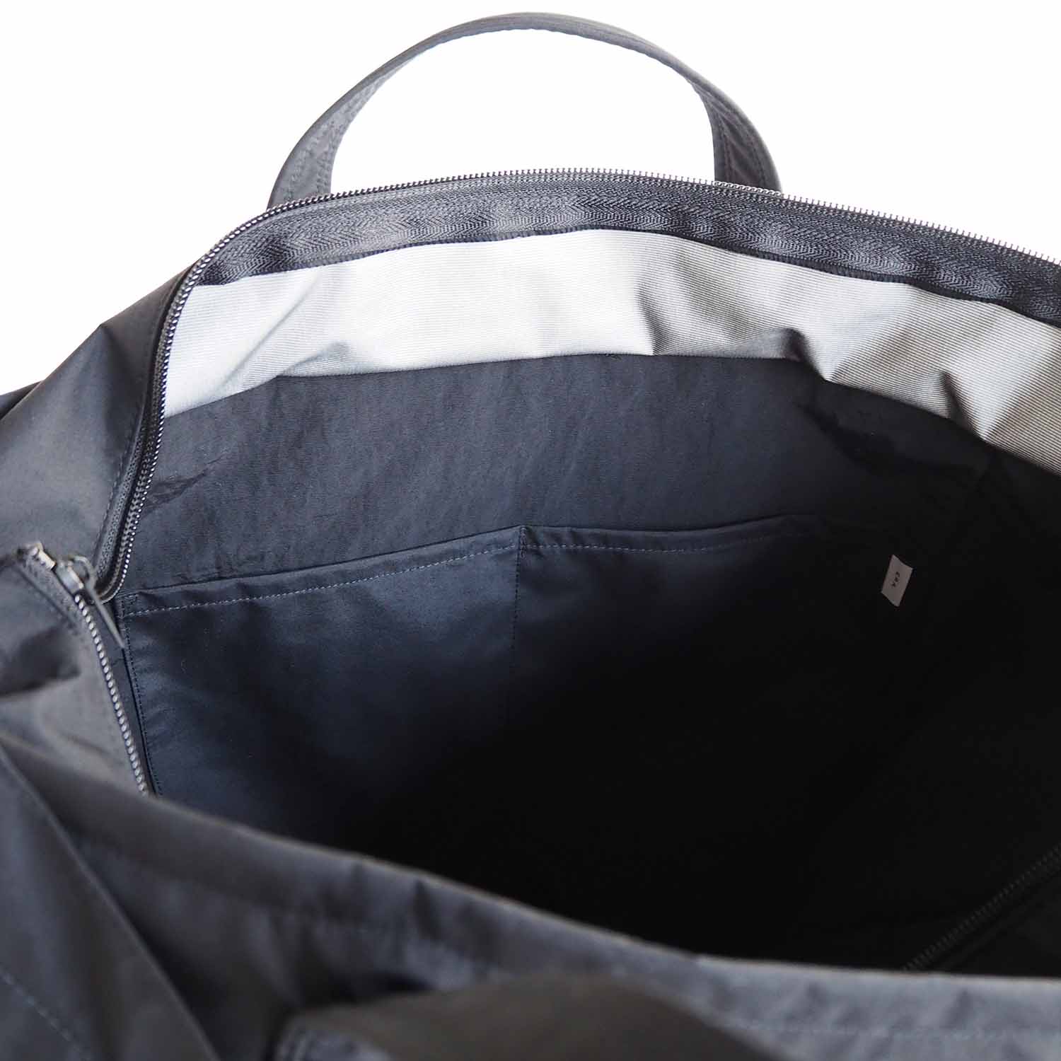 バッグ hibi ERA. イーラ ERA'S DAILY CARRIER 