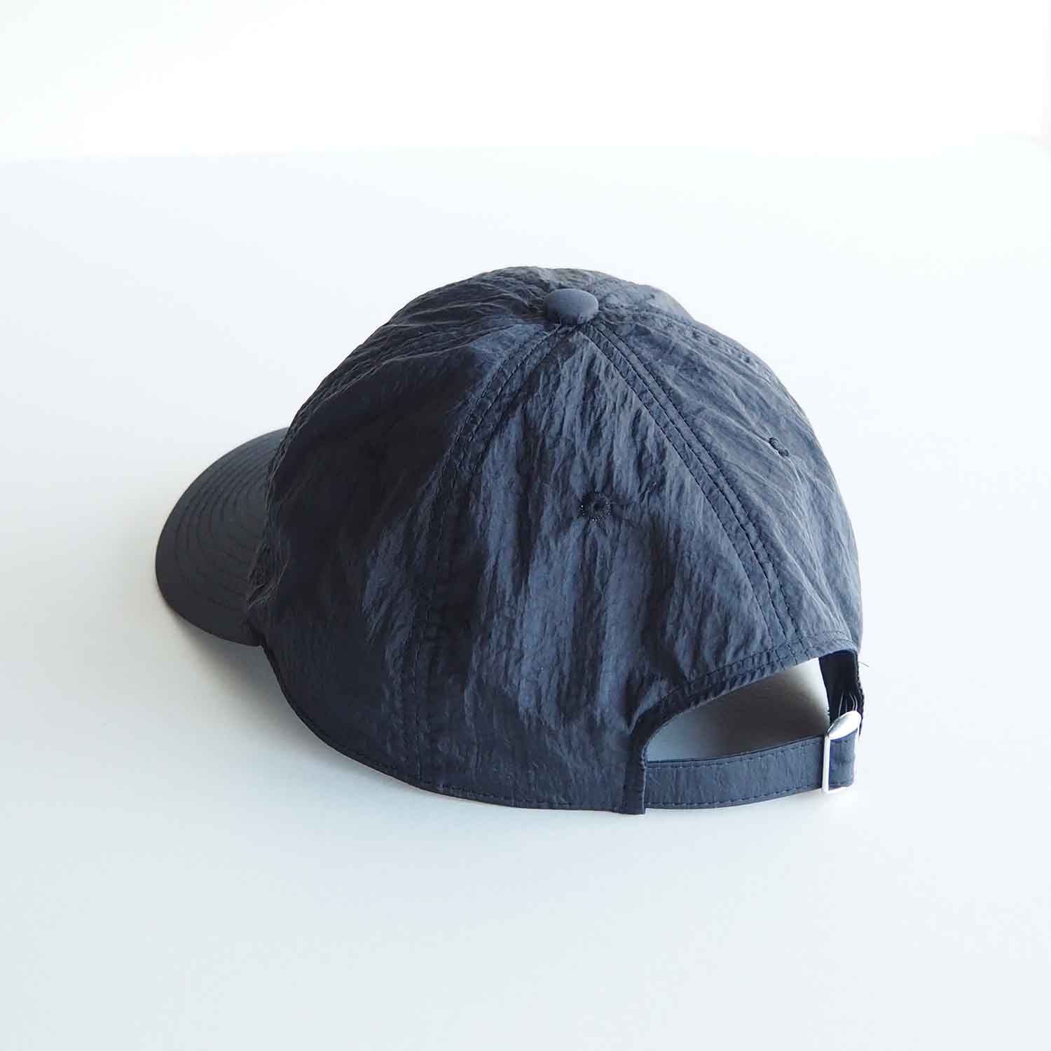 ERA. イーラ SHRINK TAFFETA 6 PANEL CAP シュリンクナイロン6パネル