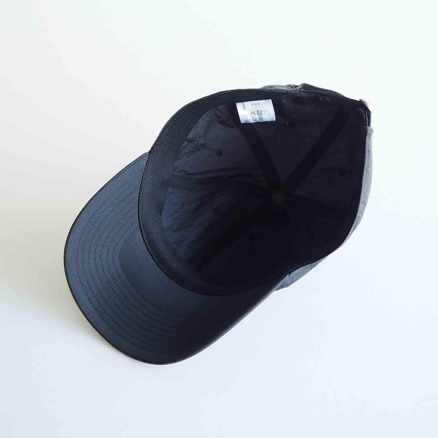 ERA. イーラ SHRINK TAFFETA 6 PANEL CAP シュリンクナイロン6パネル