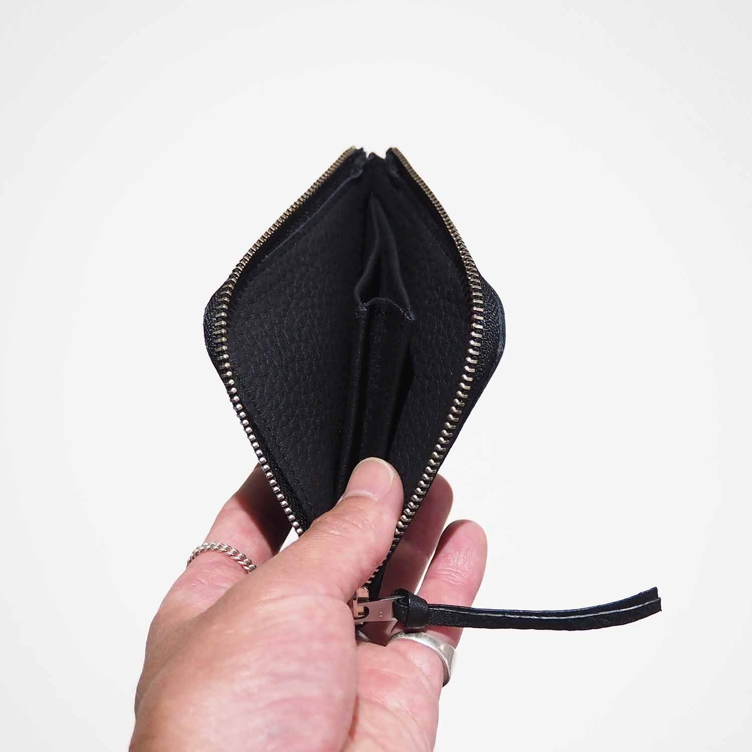 ERA. イーラ EO SHRINK L WALLET イーオーシュリンクL字ウォレット ブラック