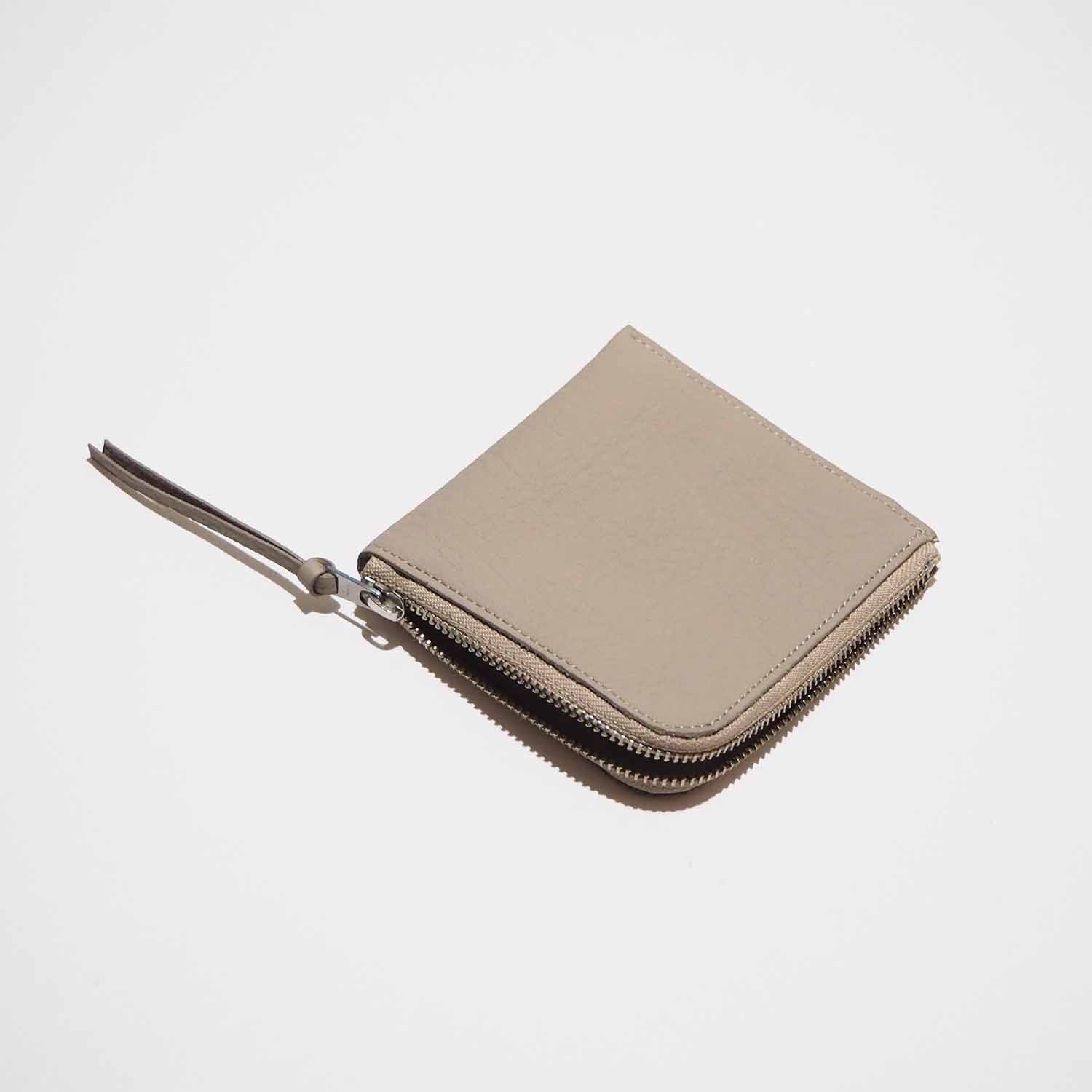 ERA. イーラ EO SHRINK L WALLET イーオーシュリンクL字ウォレット グレージュ