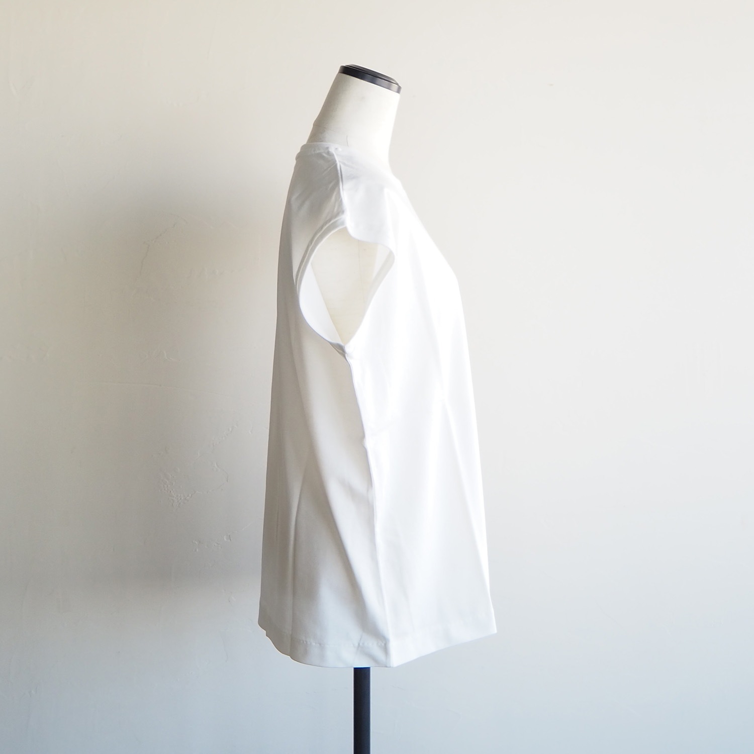 NEPLA. WOMENS SLEEVELESS-T ネプラ ウィメンズ スリーブレスＴシャツ ホワイト