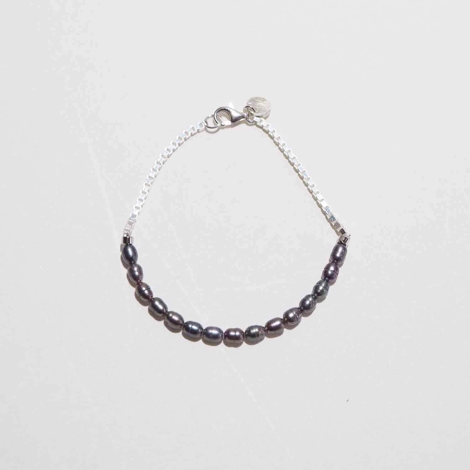 ERA. イーラ TWNKL PAS BRACELET パールシルバーコンビブレスレット BLACK ブラック