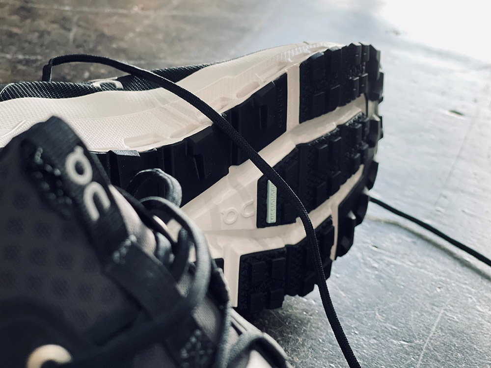 On Cloudultra Black｜White オン クラウドウルトラ ブラック ホワイト