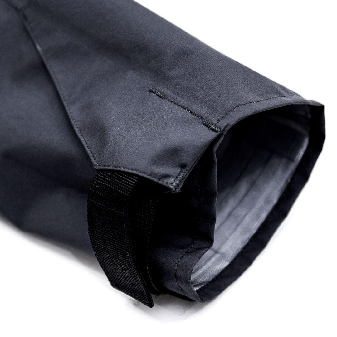 POUTNIK by Tilak ポートニック Caw Jacket GTX カウジャケット Caviar