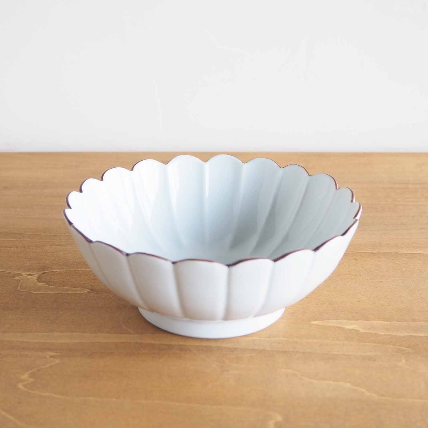 NOVEM ノウェム 型打ち 菊鉢 九谷焼 （器・皿・小鉢）