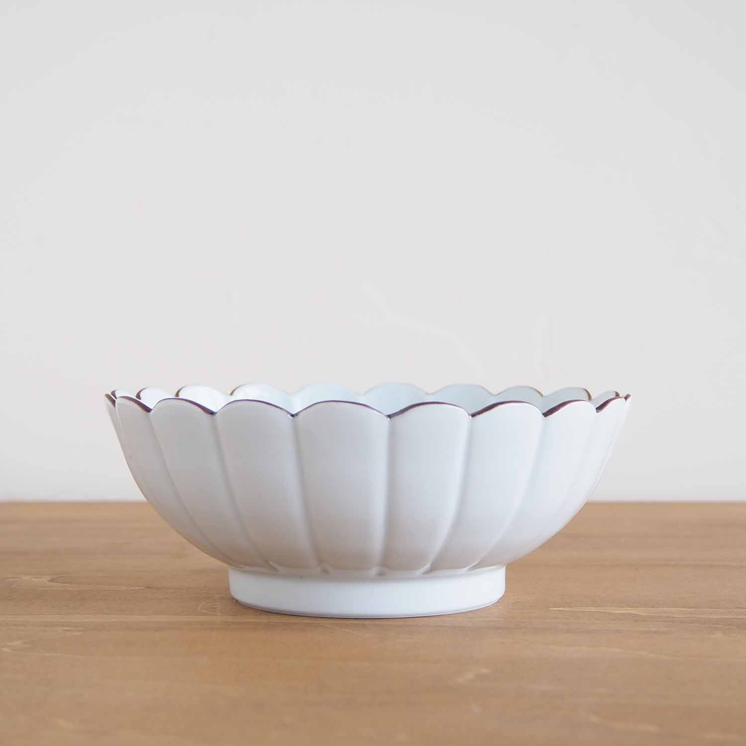 NOVEM ノウェム 型打ち 菊鉢 九谷焼 （器・皿・小鉢）