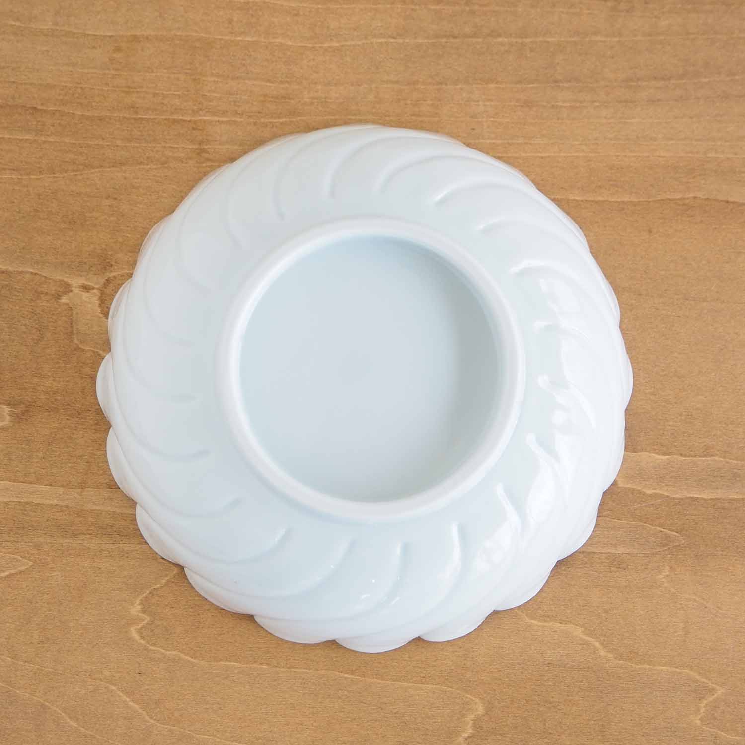 NOVEM ノウェム 型打ち ねじり鉢 九谷焼 (器・皿・小鉢)