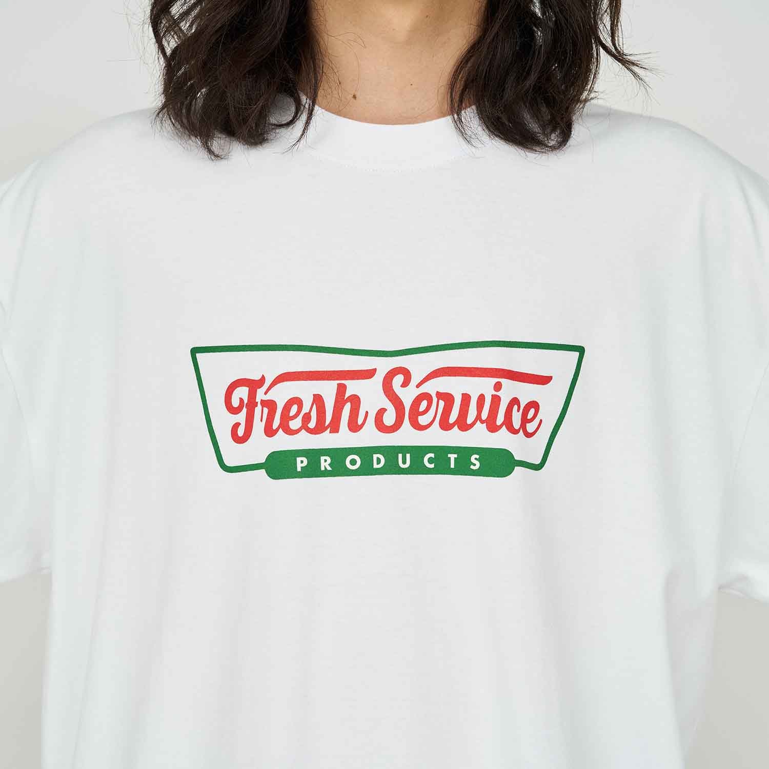 美品　FRESH SERVICE CORPORATE PRINTED TEE FreshService＞CORPORATE PRINTED S/S TEE 