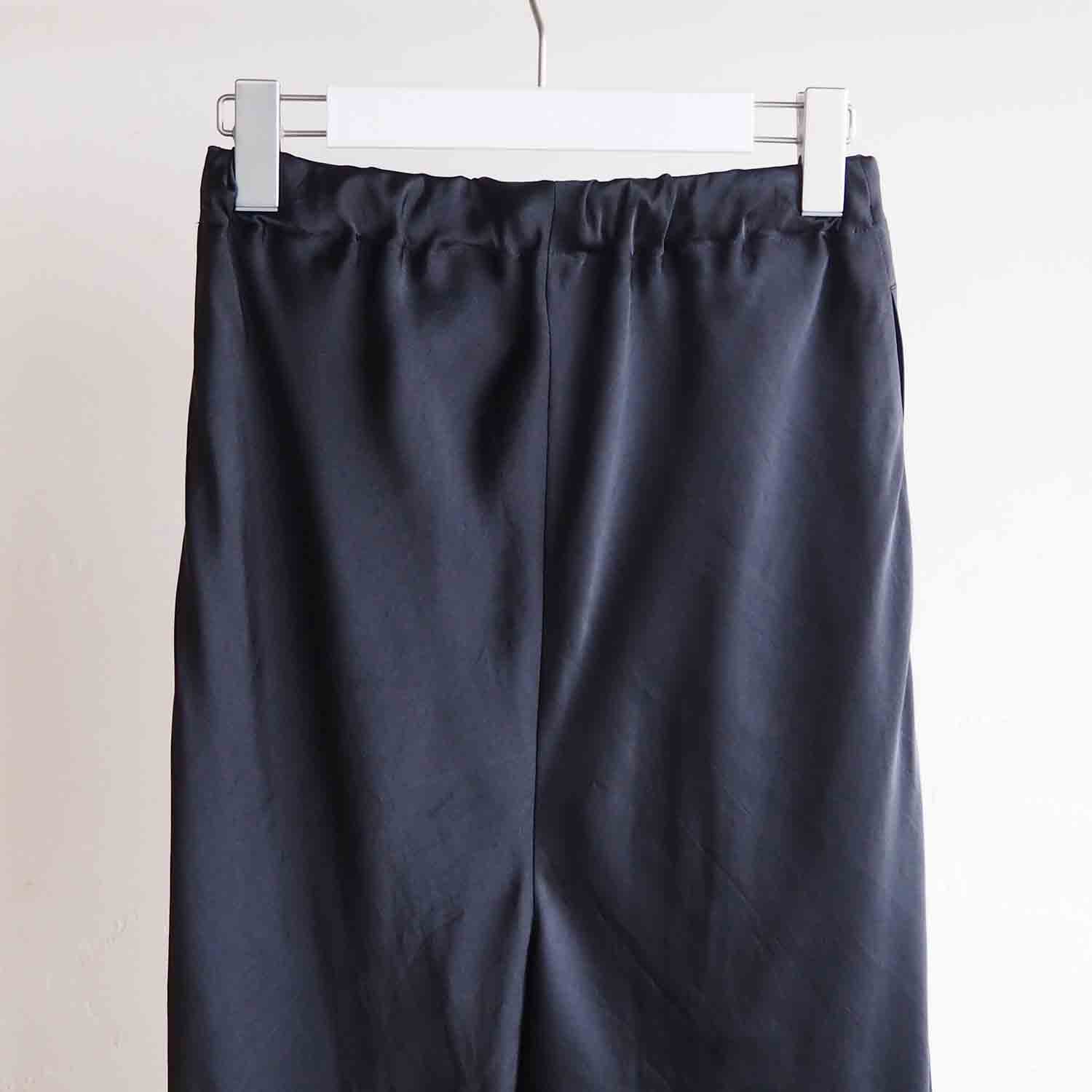 FANTASTICDAYS WOMENS ファンタスティックデイズ ウィメンズ BOWEASY バイアスサテンパンツ ブラック