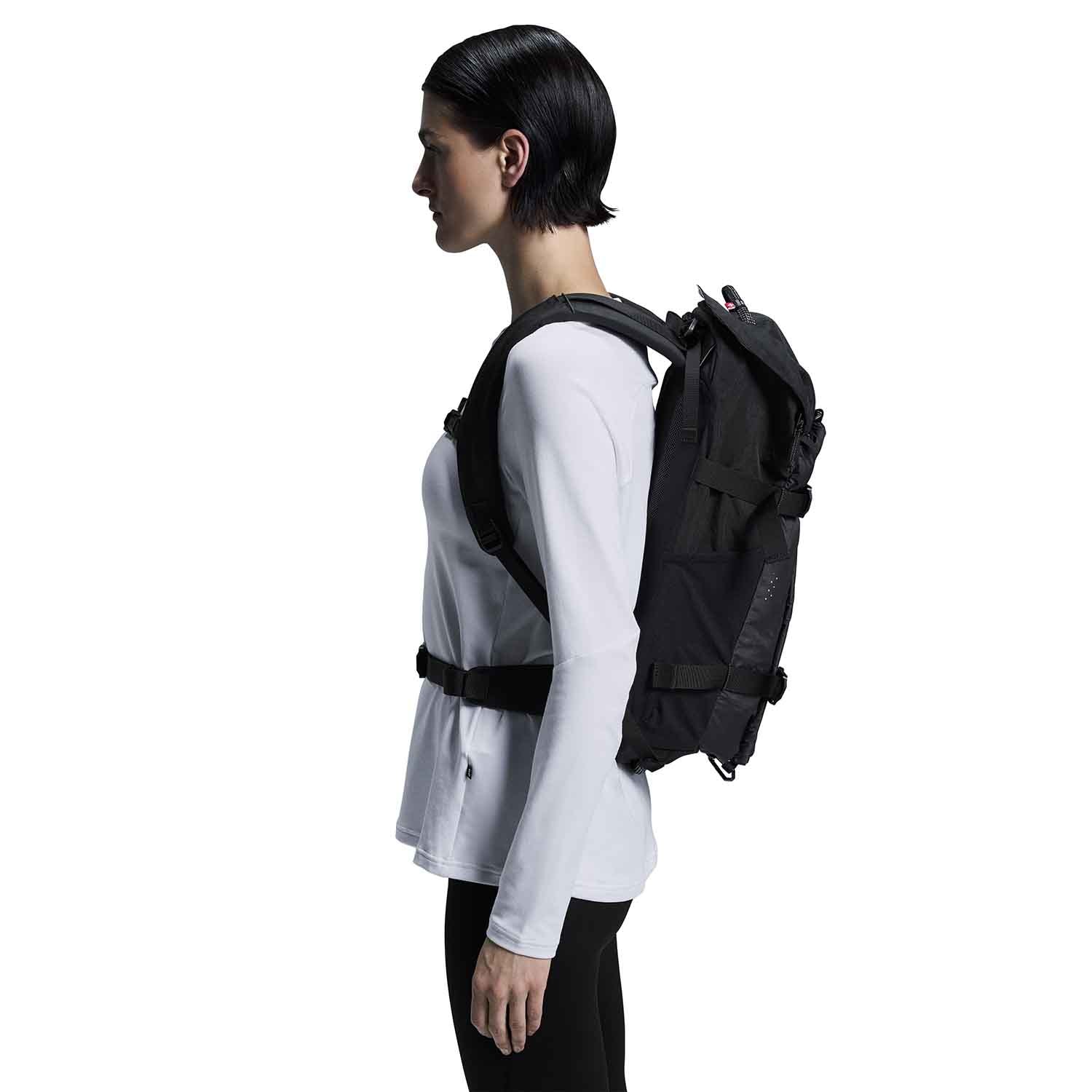 On Speed Pack 24L Elite オンスピードパックエリート On オン Speed Pack 24L Elite スピードパック 24L エリート Black｜Magnet
