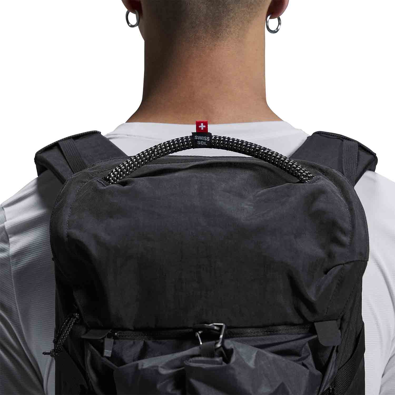 On オン Speed Pack 24L Elite スピードパック 24L エリート Black｜Magnet