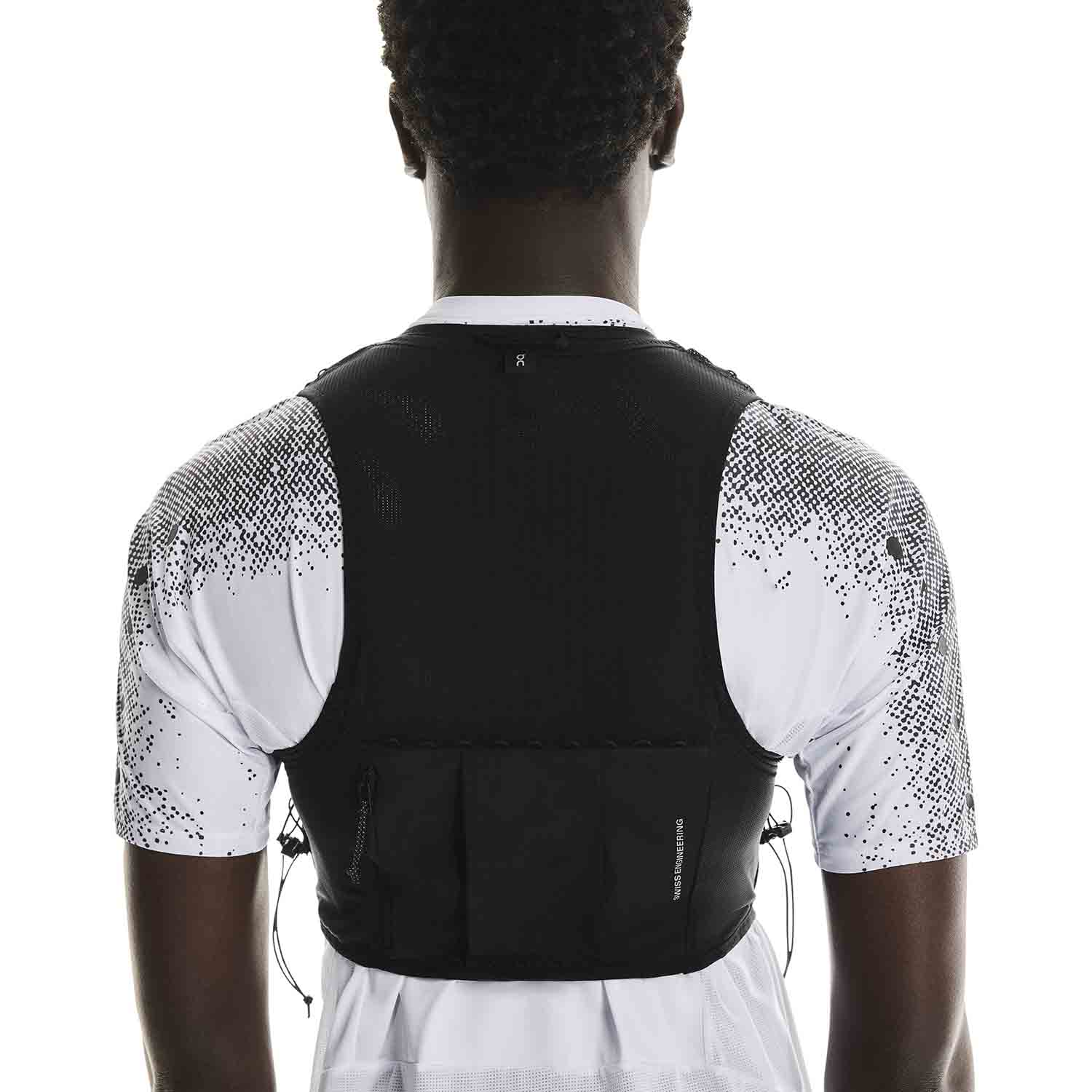 On オン Ultra Vest Pro ランニングベスト Black ブラック
