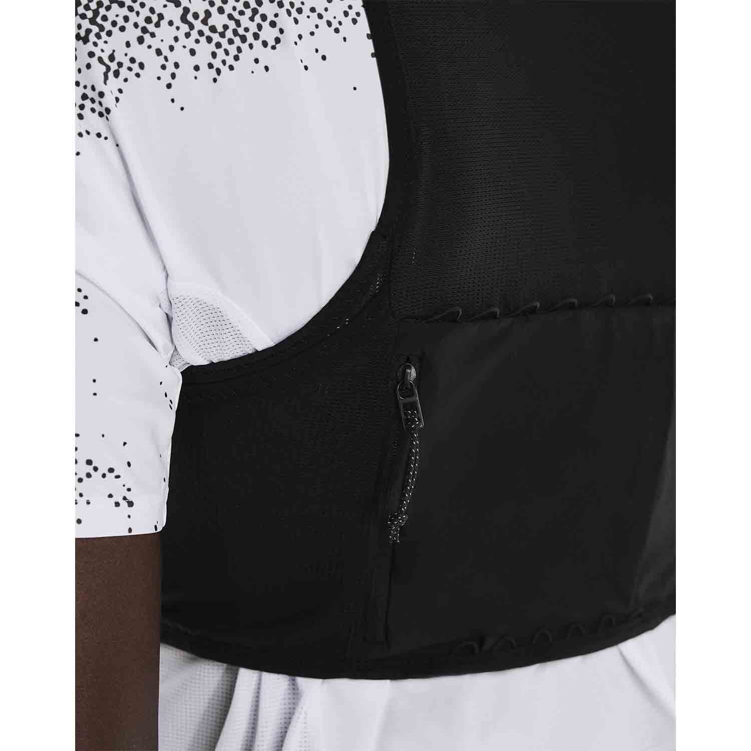 On オン Ultra Vest Pro ランニングベスト Black ブラック