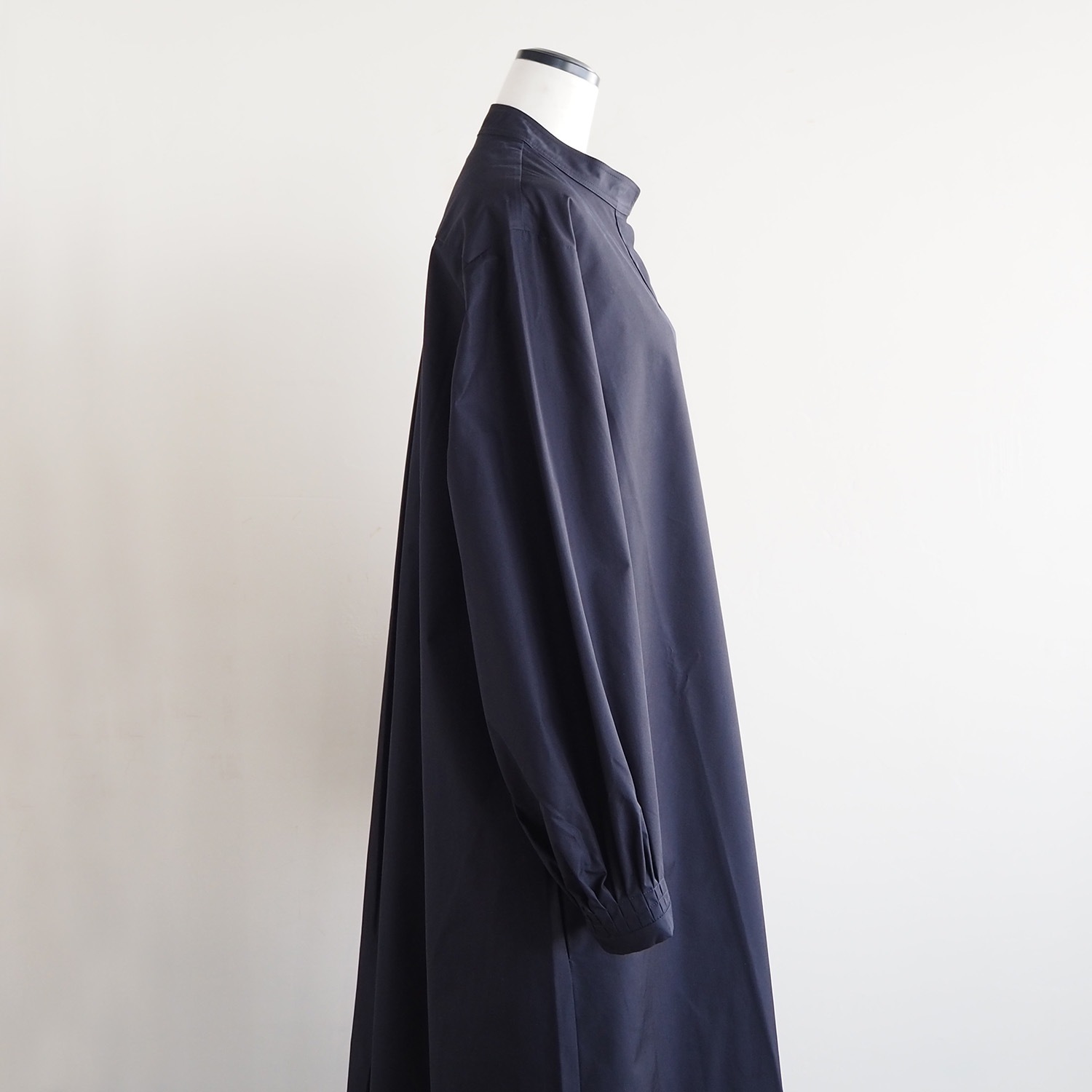 STUDIO NICHOLSON✨Tシャツ ワンピース　ブラック　ロゴ　スリット STUDIO NICHOLSON（スタジオニコルソン）Tシャツ・カットソー 黒