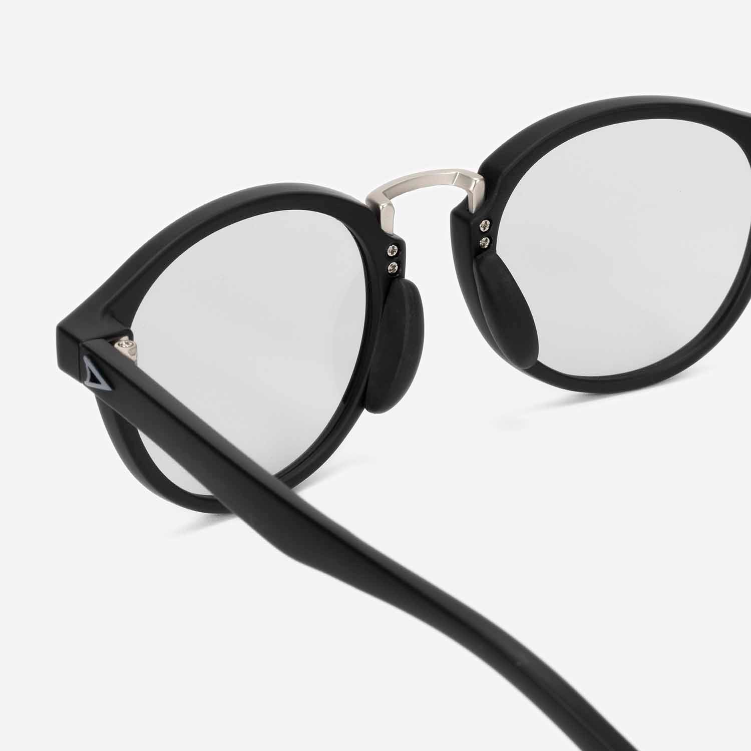 TYMER タイマー サングラス OLIVER オリバー Matte Black / Photochromic Grey 調光レンズ