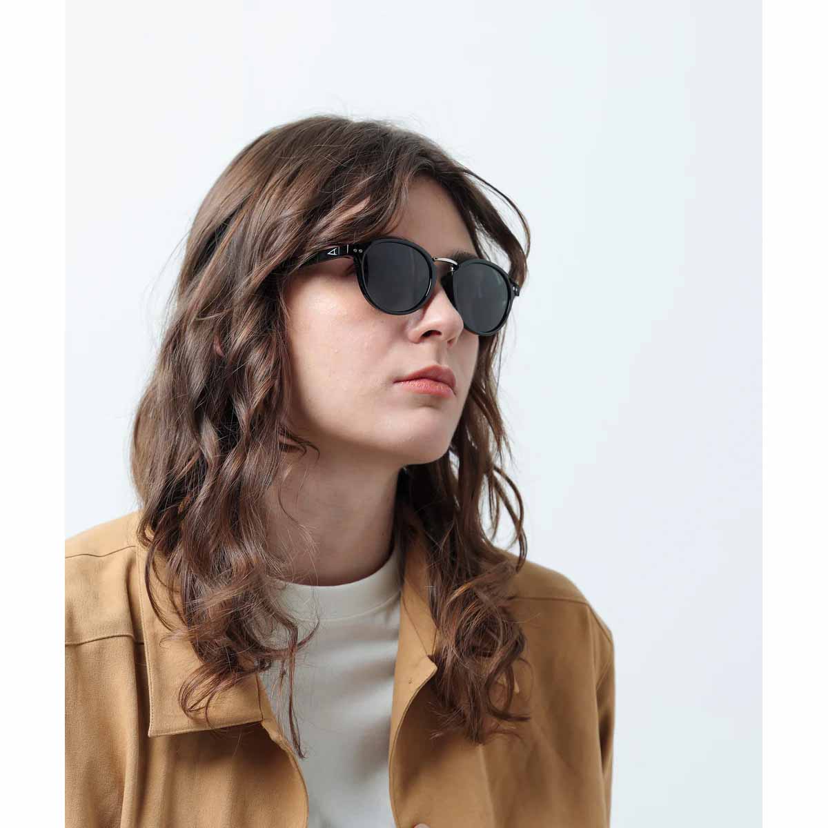 TYMER タイマー サングラス OLIVER オリバー Gloss Black / Grey Polarized 偏光レンズ