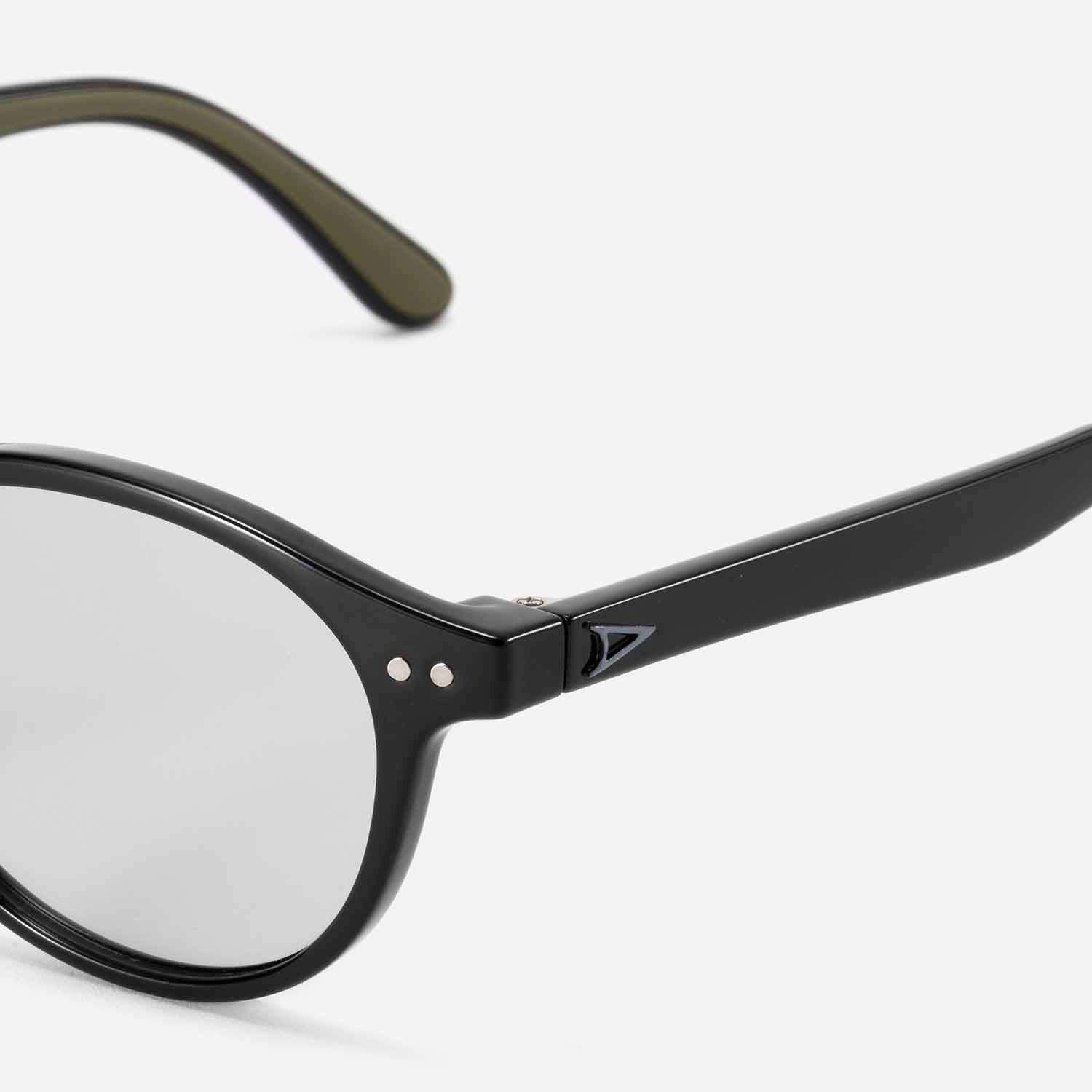 TYMER タイマー サングラス OLIVER オリバー Gloss Black / Photochromic Grey 調光レンズ