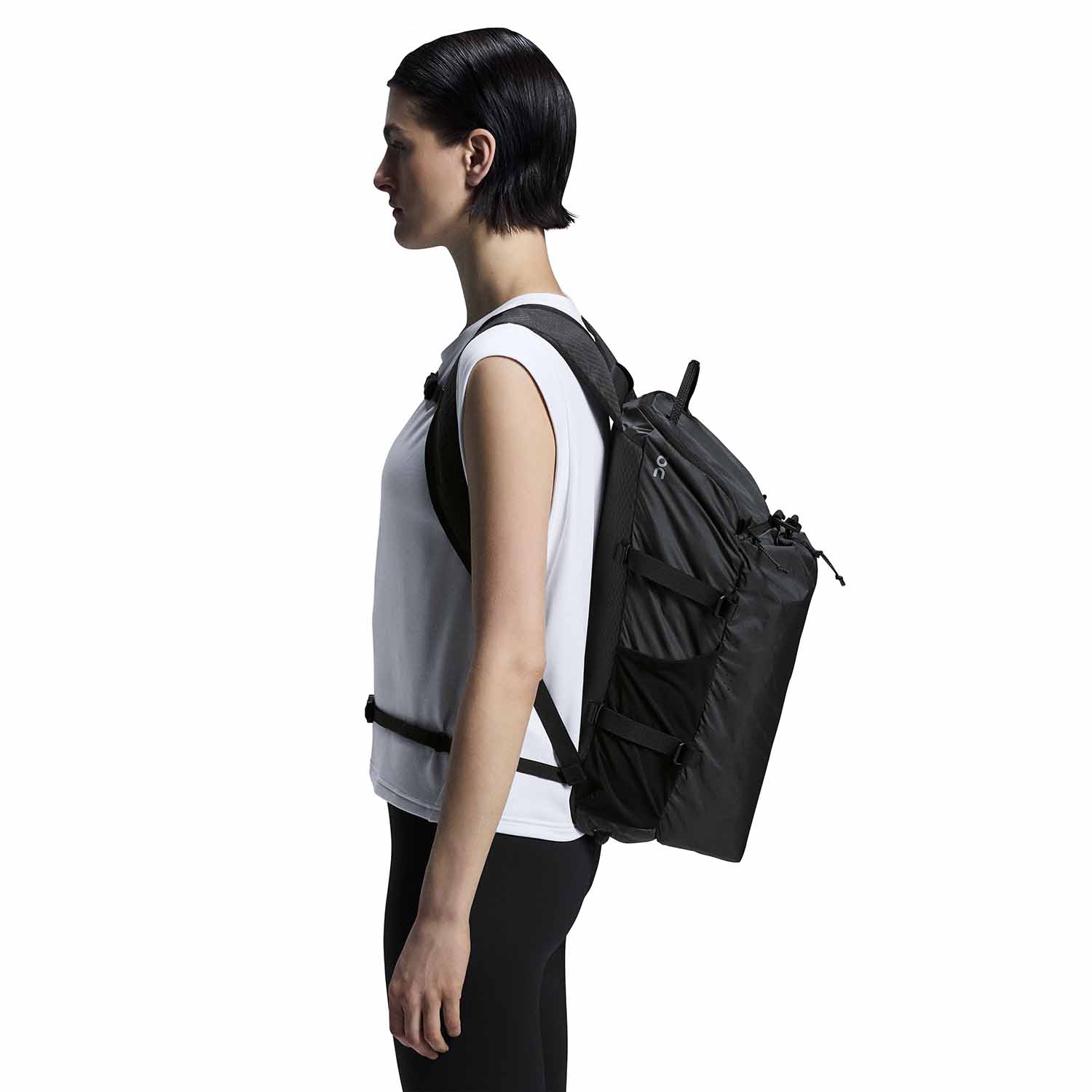 完売品！On Speed Pack 18L Magnet Speed Pack 18L Lite | ブラック | On 日本