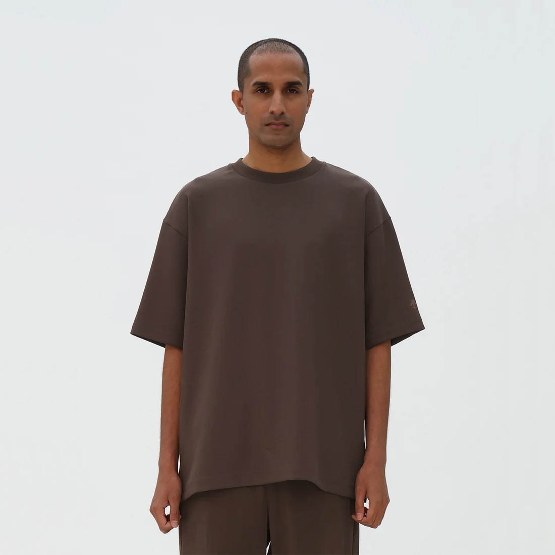 DESCENTE ALLTERRAIN I/O デサントオルテラインアイオー STRETCH TWILL H/S T-SHIRT ストレッチツイルハーフスリーブTシャツ ソイルブラウン