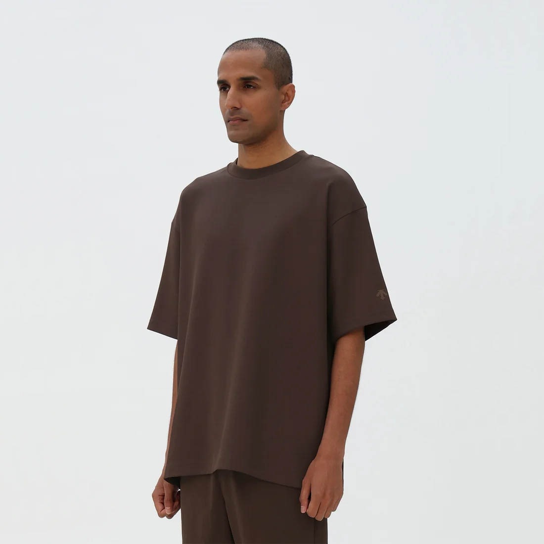 DESCENTE ALLTERRAIN I/O デサントオルテラインアイオー STRETCH TWILL H/S T-SHIRT ストレッチツイルハーフスリーブTシャツ ソイルブラウン