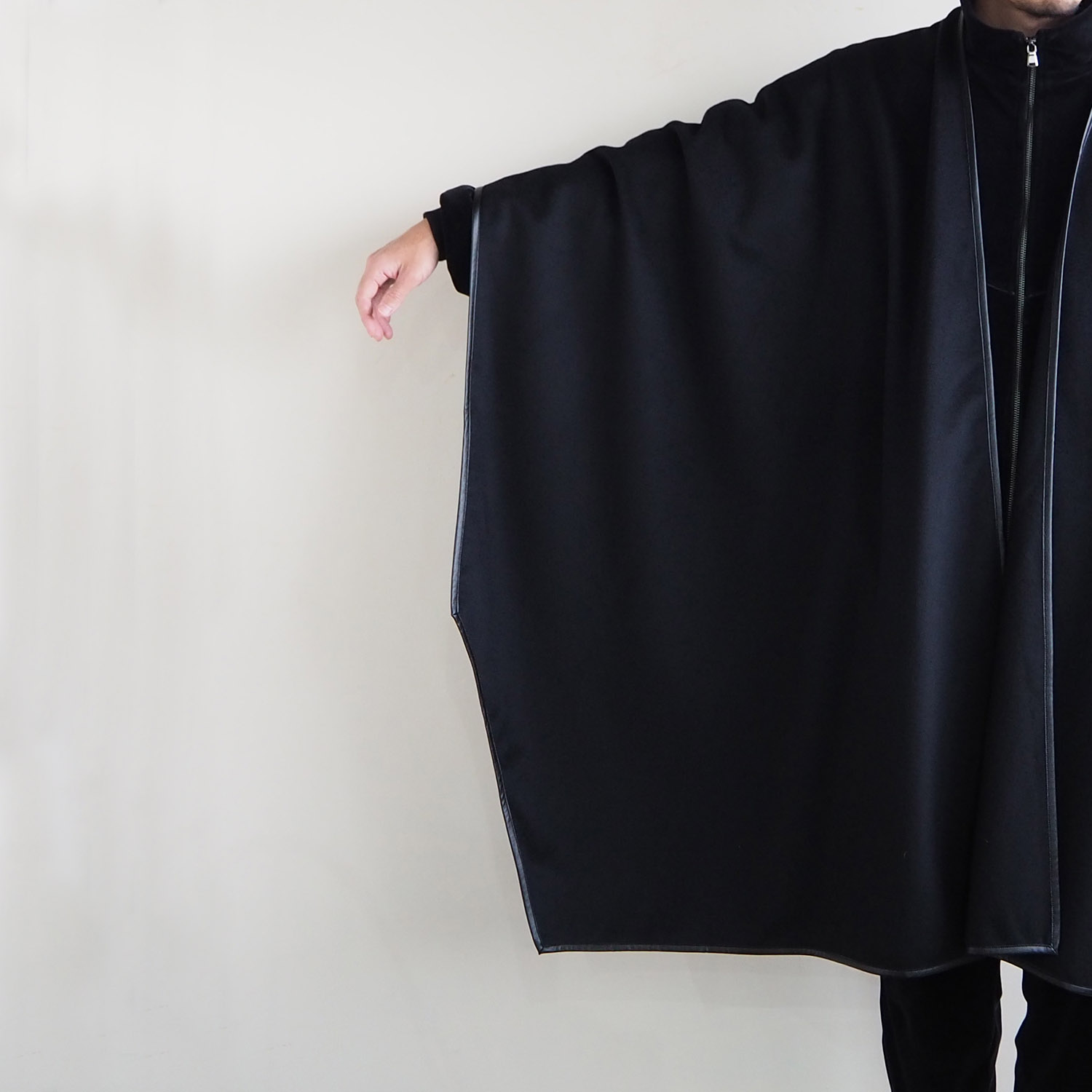 THROW スロー SHAWL CAPE ショール・ケープ AUDREY オードリー ウールフランネル ブラック