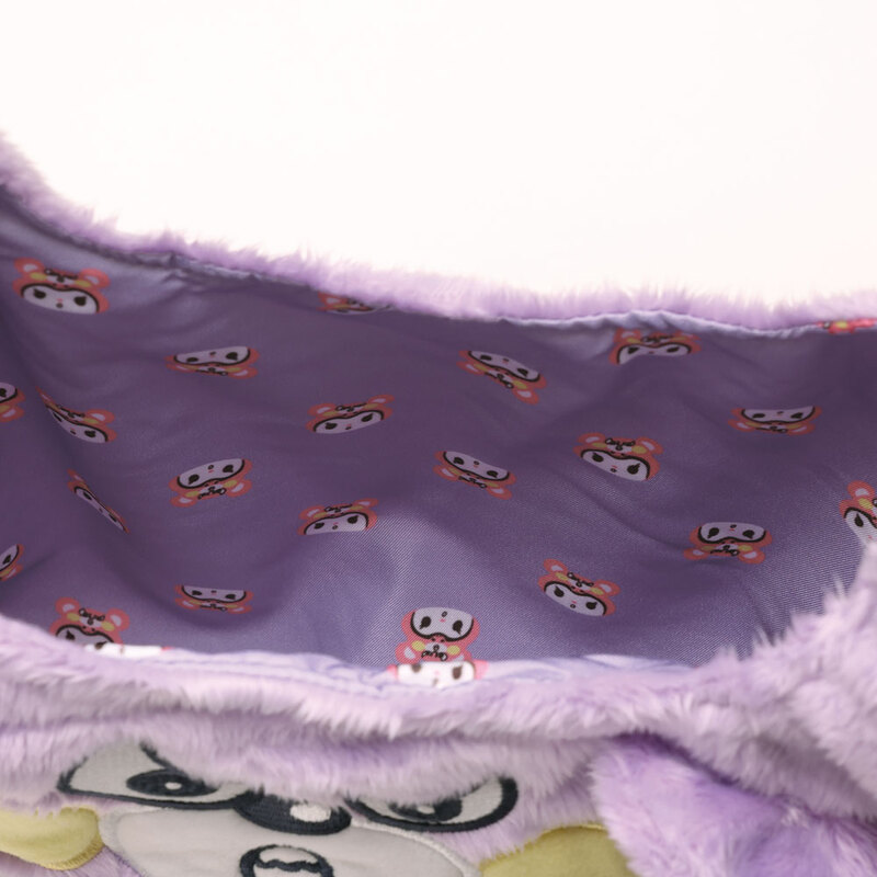 BABYMONSTER アサ着用☆ドット Fluffy ショルダーバッグ/SIO 2bb0a06e2f62411c2063c9e3d8f813